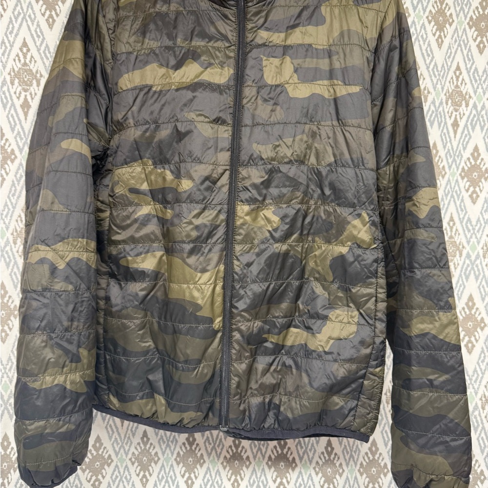 PINK Victoria's Secret camouflage CAMO Puffer Jacket